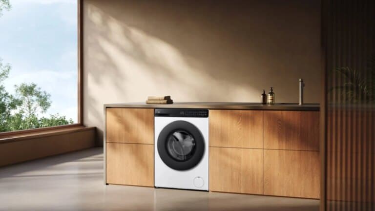 son frigo XXL et ses lave-linge arrivent en France